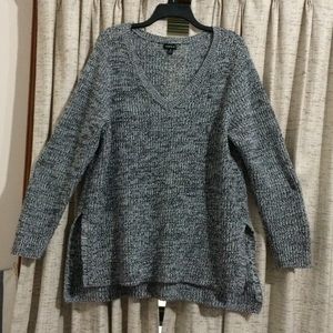 Torrid Marled Knit V-Neck Tunic Sweater